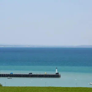 Gasthuis La Metairie-du-vauhariot - Vue Et Mont Saint Michel - Piscine Chauffee - Acces Gr34