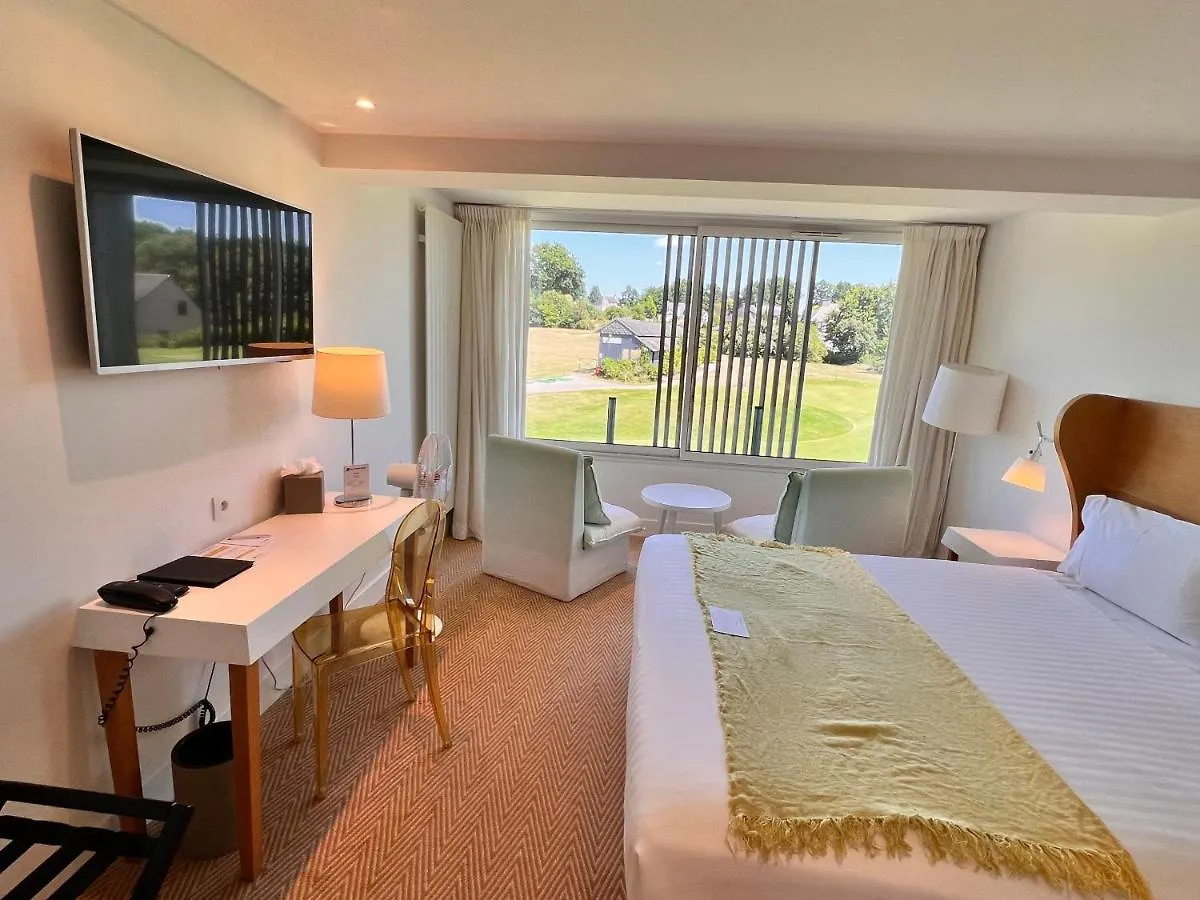 Ploërmel Best Western Plus Le Roi Arthur Hotel & Spa צרפת