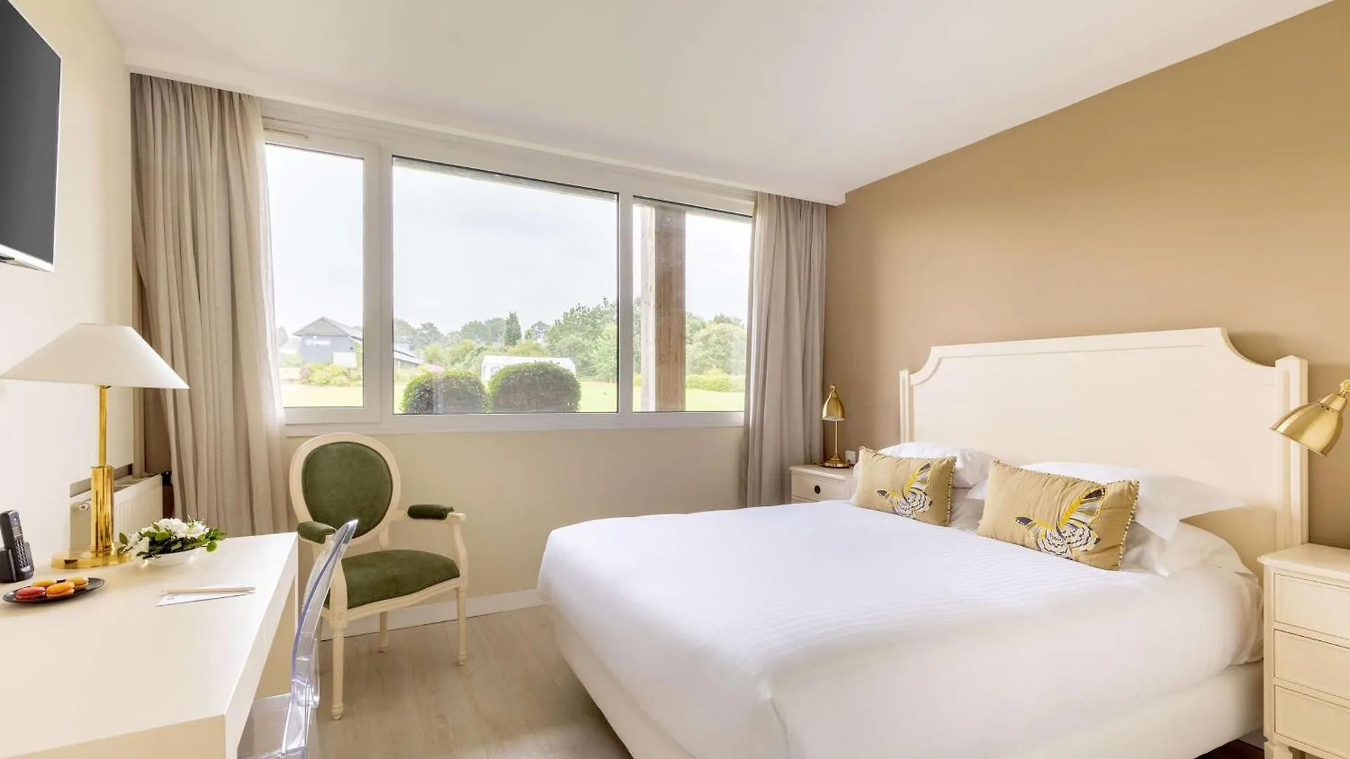 Ploërmel Best Western Plus Le Roi Arthur Hotel & Spa