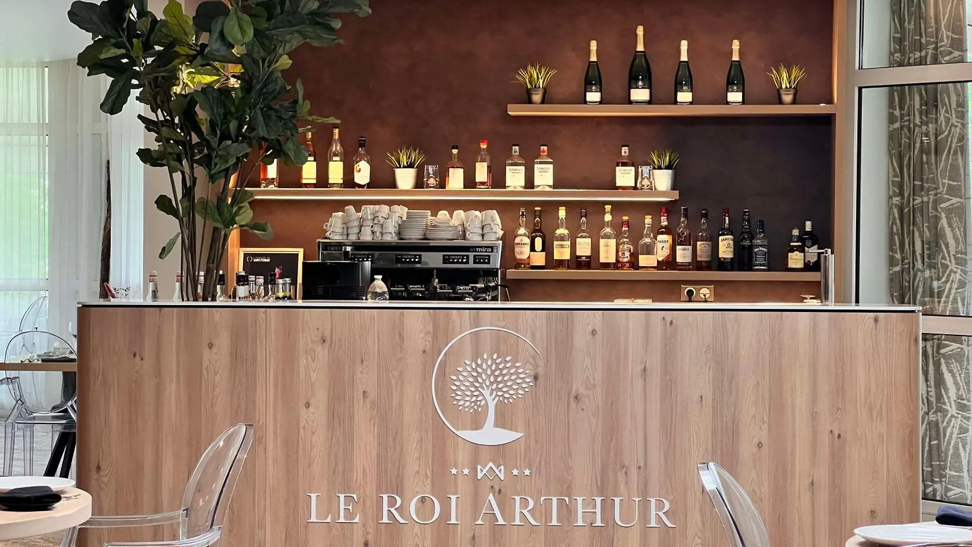 Ploërmel Best Western Plus Le Roi Arthur Hotel & Spa
